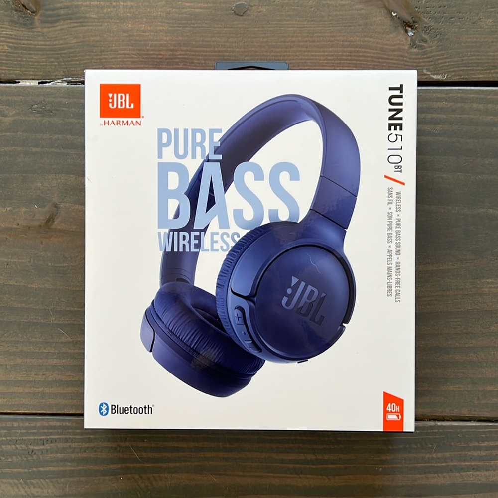 JBL Pure Bass Wireless Headphones